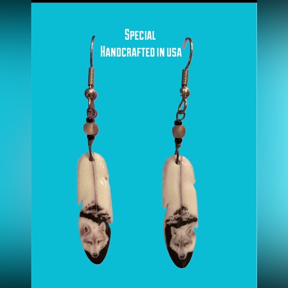 White Wolf handcrafted Earrings - Picture 2 of 8